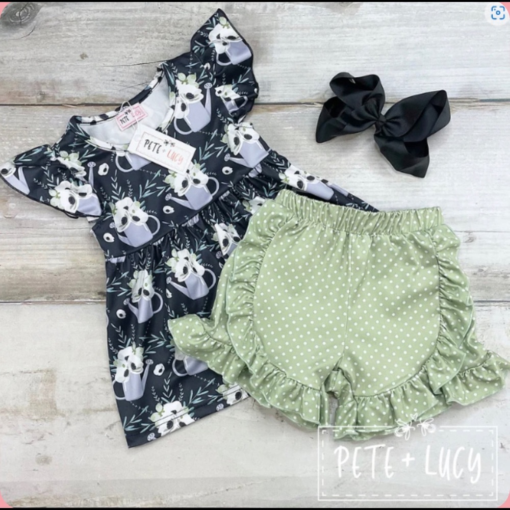 Pete and Lucy Short set